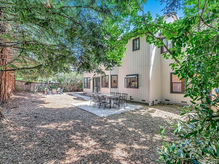 133 Madrid Way — Photo 46