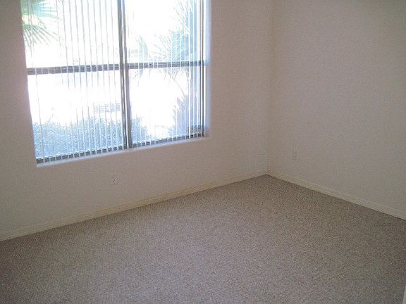 2nd image of 13 Pinehurst Dr