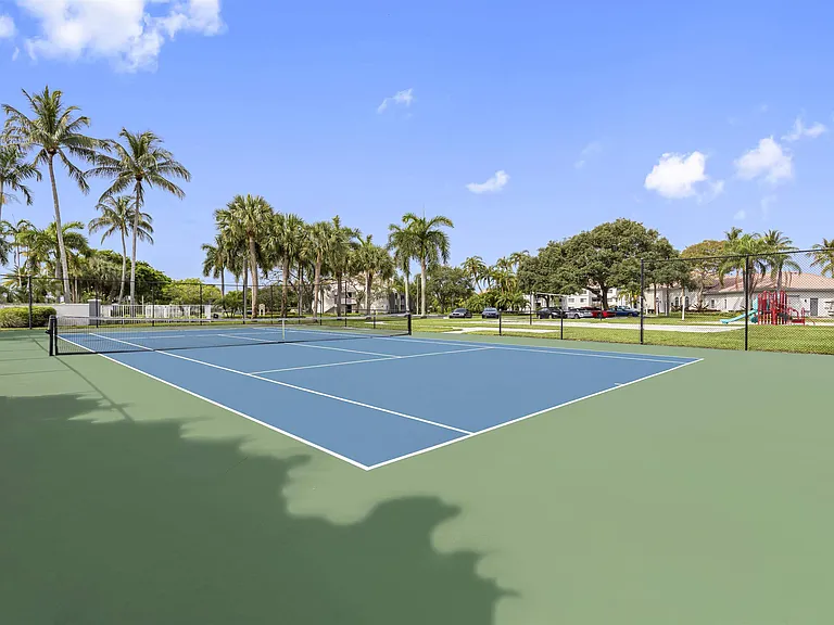 Waters Edge Delray — Photo 19