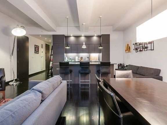 4th image of 20 Pine St APT 1511
