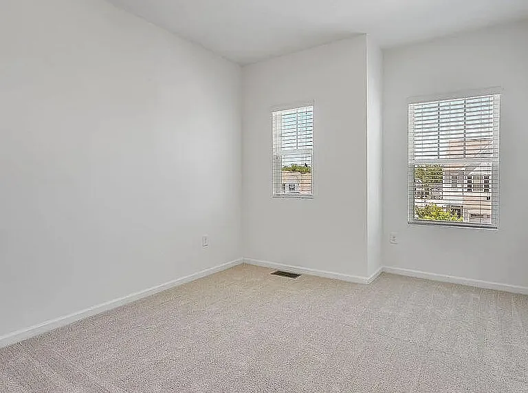 1800 Birdhouse Ln — Photo 16