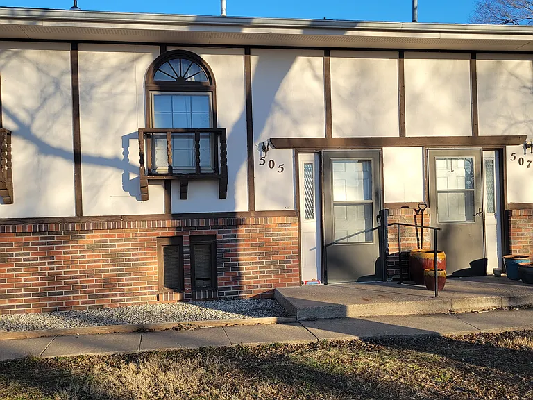 505 NW 12th St #505 — Photo 1