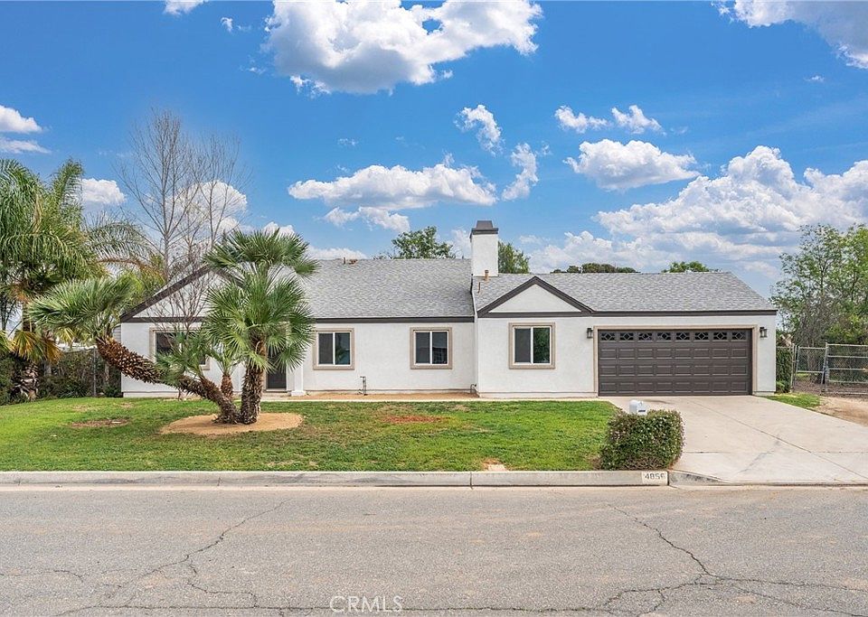 1st image of 4856 Poinsetta Pl