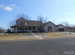 5608 W Beth Ct, Peoria, IL 61615