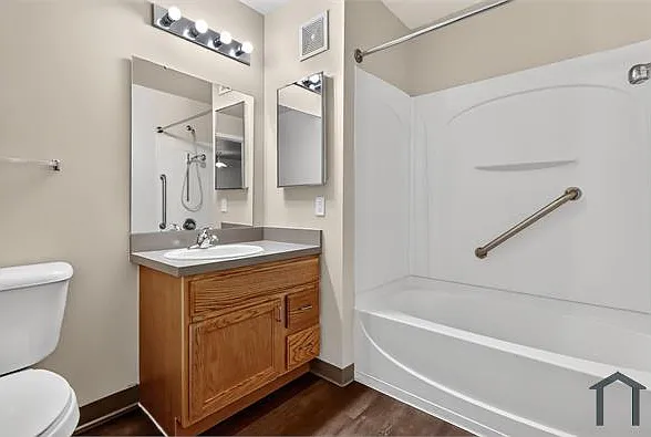 16141 Van Buren St — Photo 15