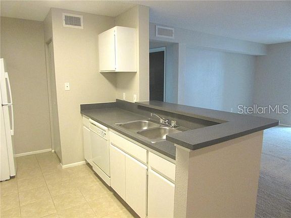 5th image of 9481 Highland Oak Dr Unit 302