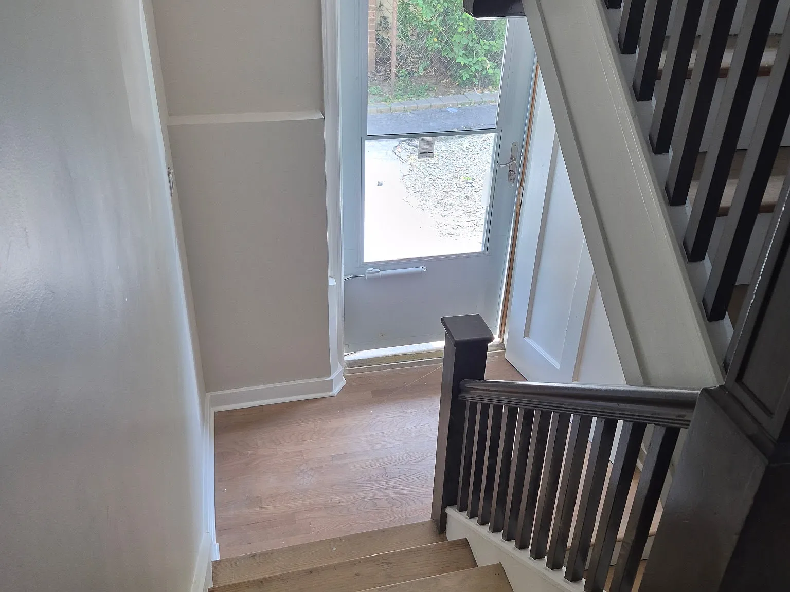 2 bed, 1.5 bath, $2,590 — Photo 3