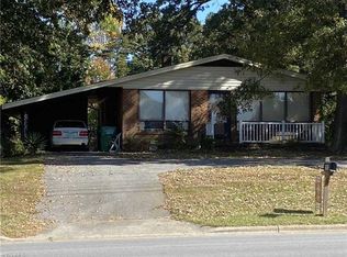 1912 N Centennial St, High Point, NC 27262