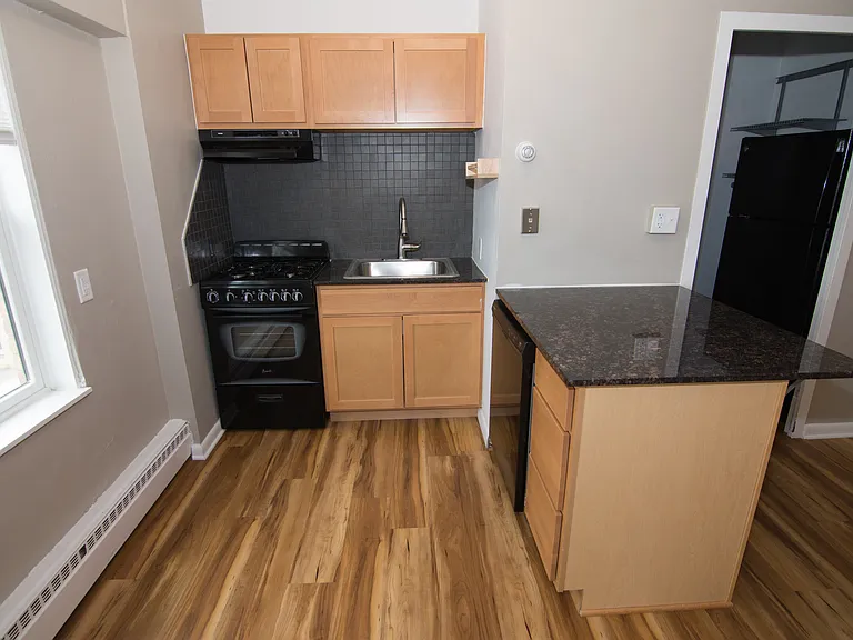 22 East 22nd Street — Photo 31