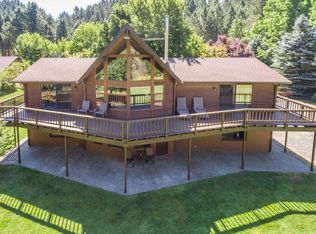 492 Rogue Riffle Dr, Grants Pass, OR 97526