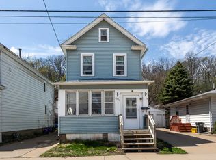 2655 White St, Dubuque, IA 52001