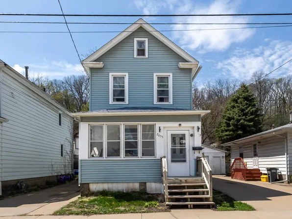 2655 White St, Dubuque, IA 52001