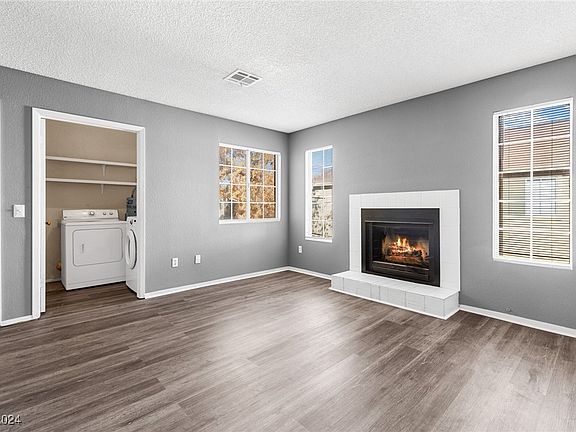 4th image of 2714 Aarondavid Dr