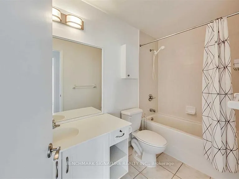 220 Victoria St #1310 — Photo 15