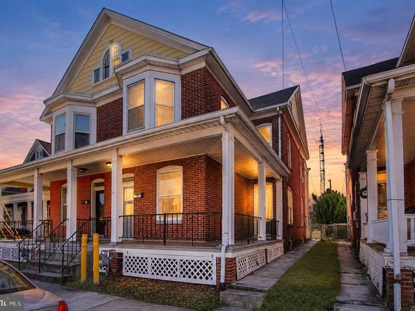 284 3rd St, Hanover, PA 17331
