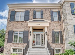 7933 Remington Rd, Montgomery, OH 45242