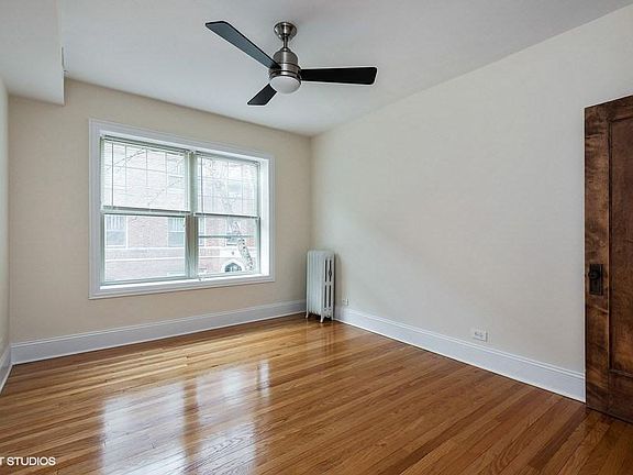 4th image of 547 Hinman Ave APT I1