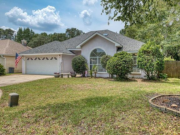2nd image of 2199 Opal Ct
