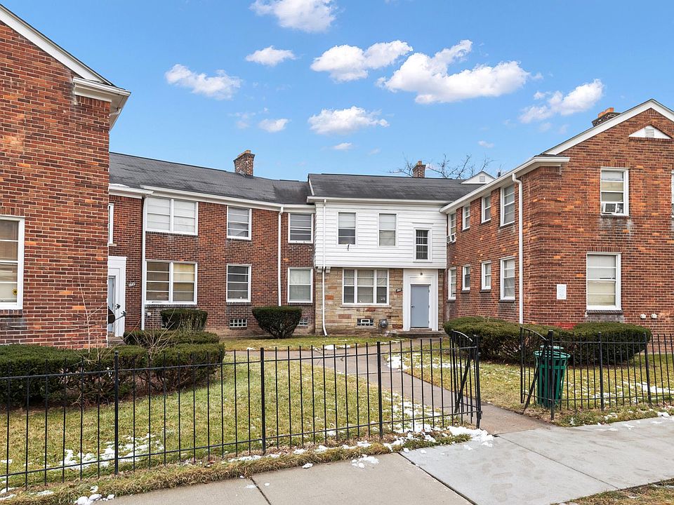 1st image of 1943 Ewald Cir #203