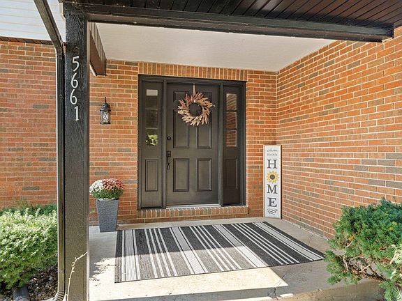 4th image of 5661 Danbury Dr