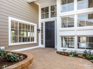 5515 E Crest De Ville Ave, Orange, CA 92867