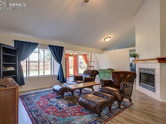 4th image of 7970 Sangor Dr