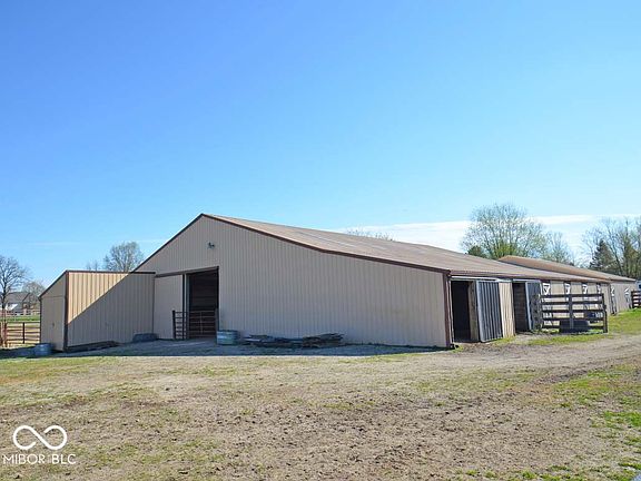 3rd image of 8080 Knapp Rd