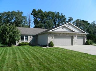 23613 Springriver Dr, Elkhart, IN 46516