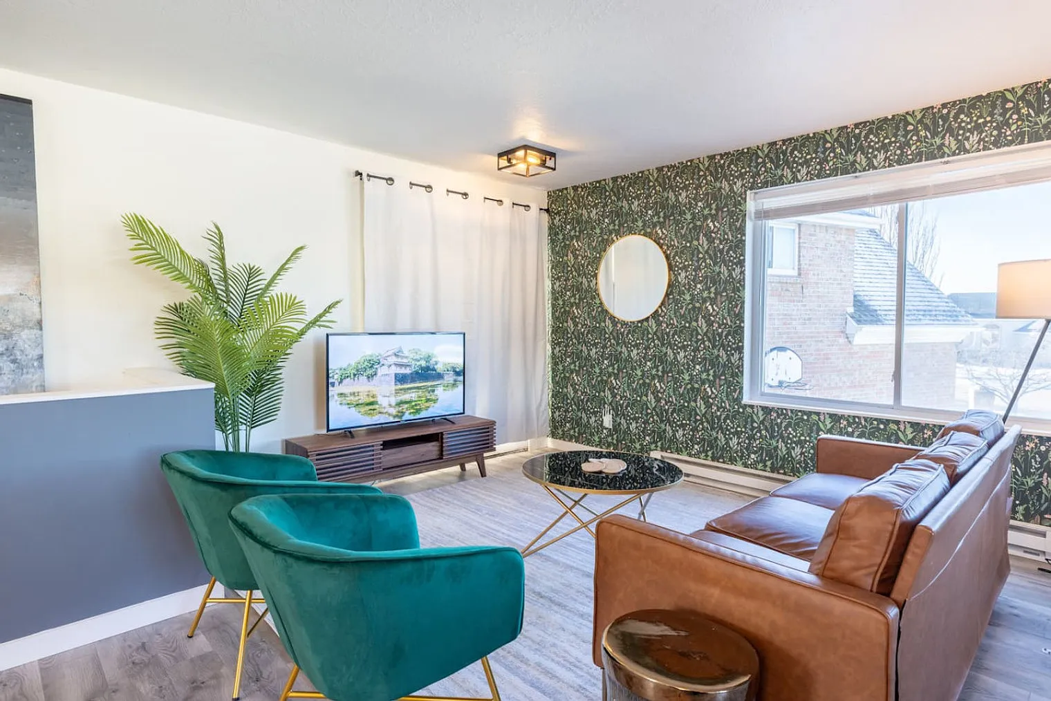 1 bed, 1.0 bath, 990 sqft, $2,413 — Photo 4