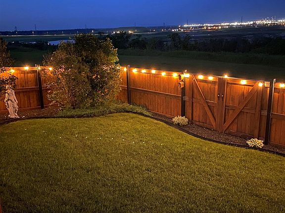 5th image of 251 River Point E