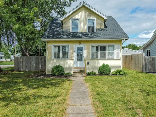 128 Waring Rd, Rochester, NY 14609