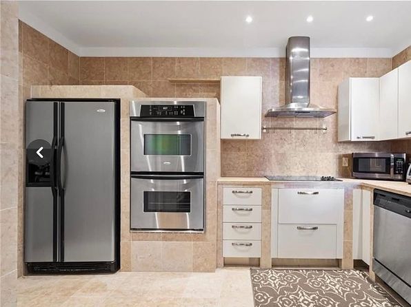 3334 Peachtree Rd NE APT 1410