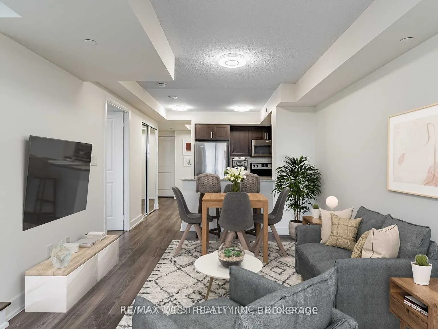 6 Eva Rd — Photo 2