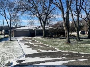 52691 Base St, New Baltimore, MI 48047