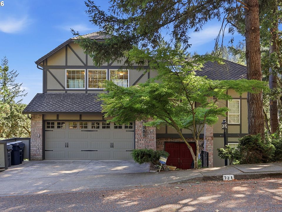 1st image of 721 Brookside Dr