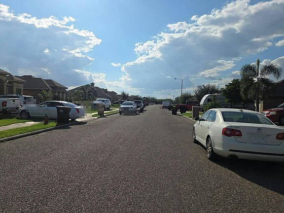 4th image of 2012 Page Ave