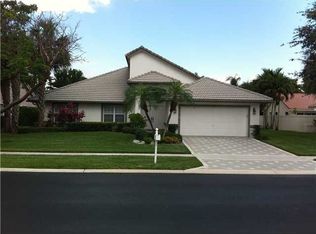 6833 Sun River Rd, Boynton Beach, FL 33437