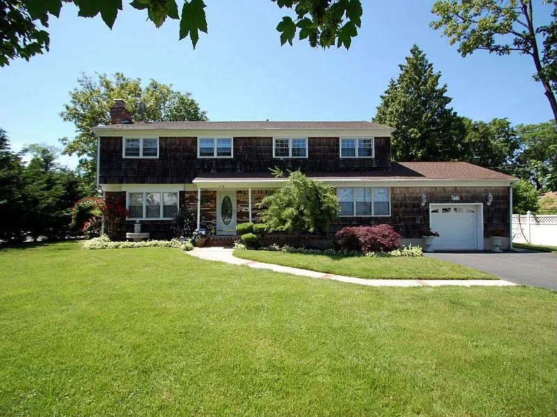 414 Westwood Ave photo 1
