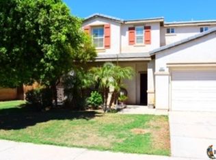 902 Palmview Ave, El Centro, CA 92243