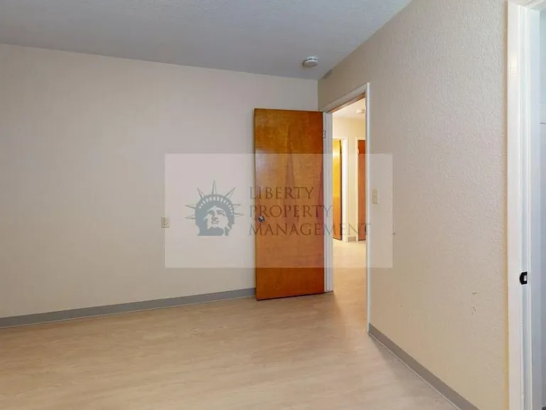 3349 Dakota Ave — Photo 9