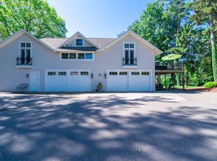 15785 Jennifer Ln, Spring Lake, MI 49456