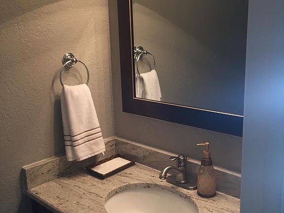 1/2 bath