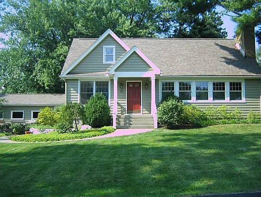 1st image of 50 Chelsea Dr