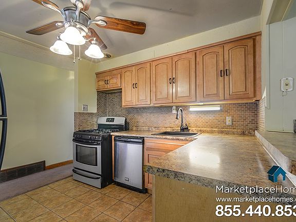 4th image of 615 Marshfield Dr