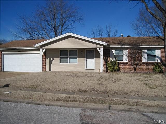 1st image of 1215 Wheaton Dr