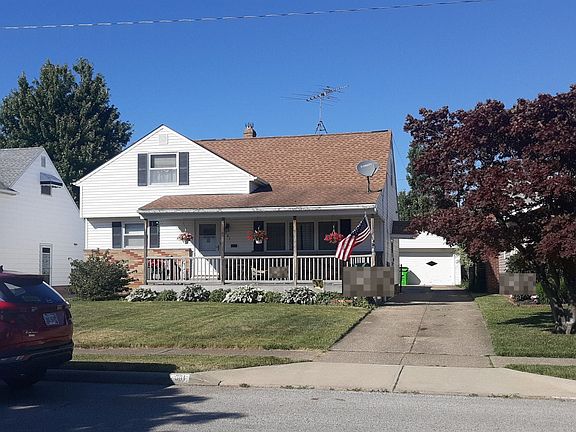 2nd image of 301 E 312th St