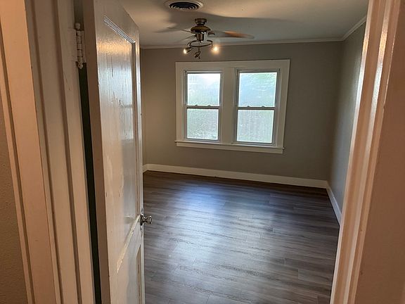5th image of 505 Nolen St
