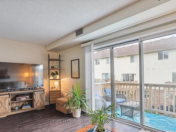 5th image of 4045 Upper Middle Rd #35