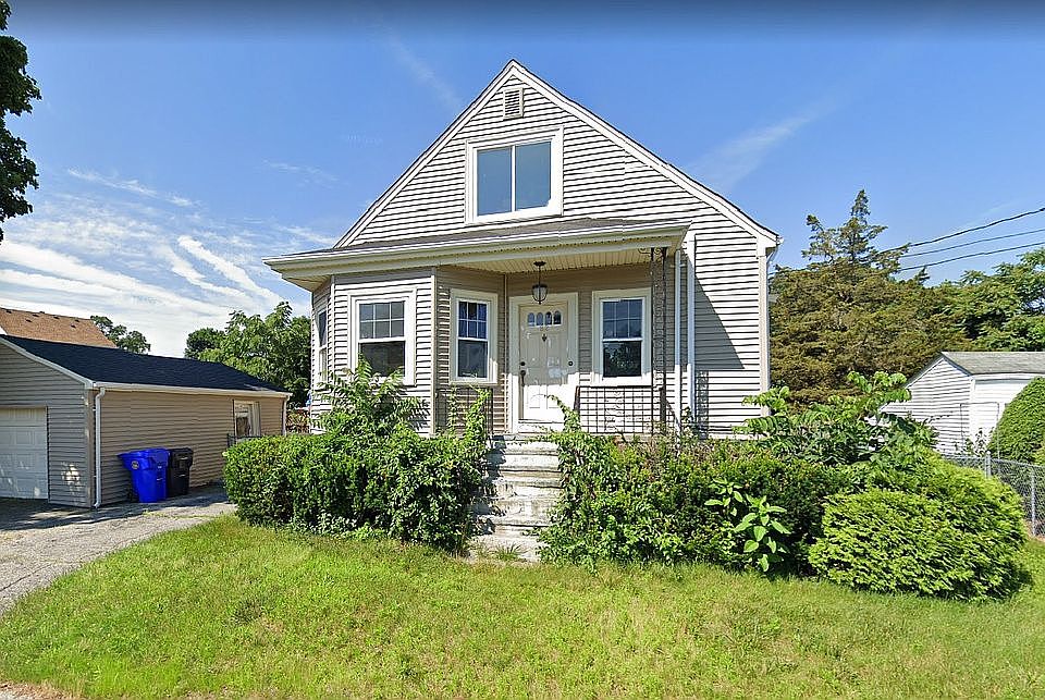 1st image of 82 Greenville Ave