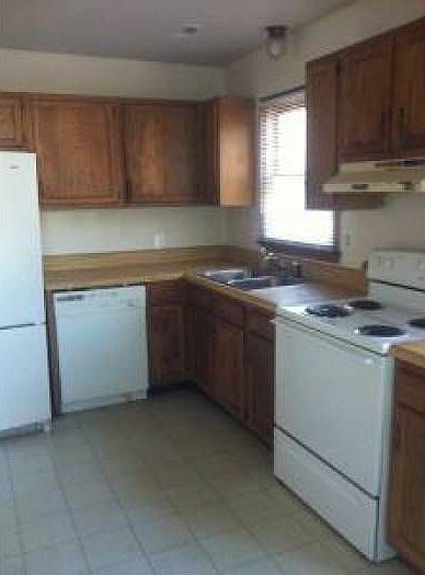 2nd image of 5724 Yellowleaf Dr